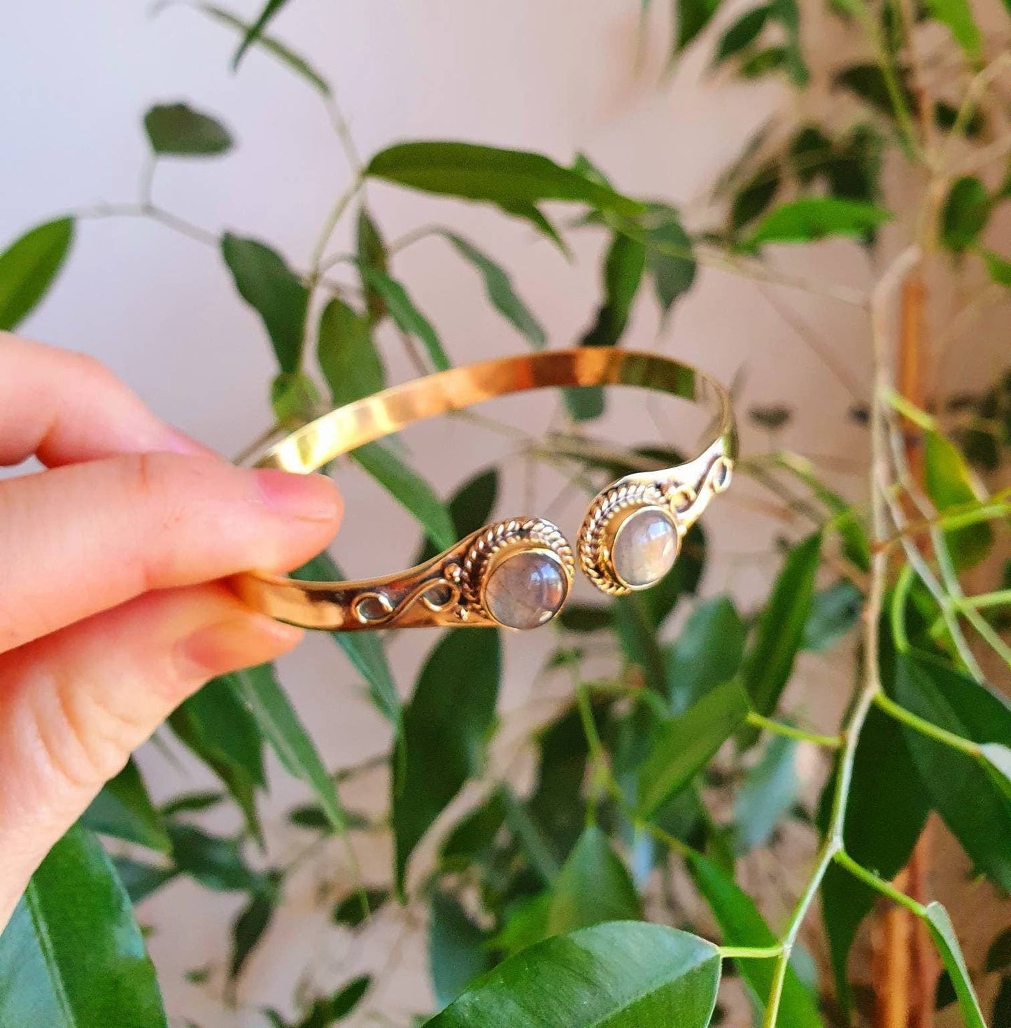 Labradorite Bracelet Boho Bangle / Brass / Ethnic / Rustic / Bohemian / Hippie / Gypsy / Psy / Chic / Jewellery / Body / Adjustable