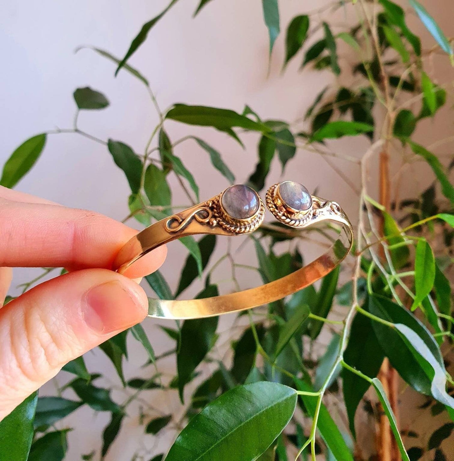 Labradorite Bracelet Boho Bangle / Brass / Ethnic / Rustic / Bohemian / Hippie / Gypsy / Psy / Chic / Jewellery / Body / Adjustable