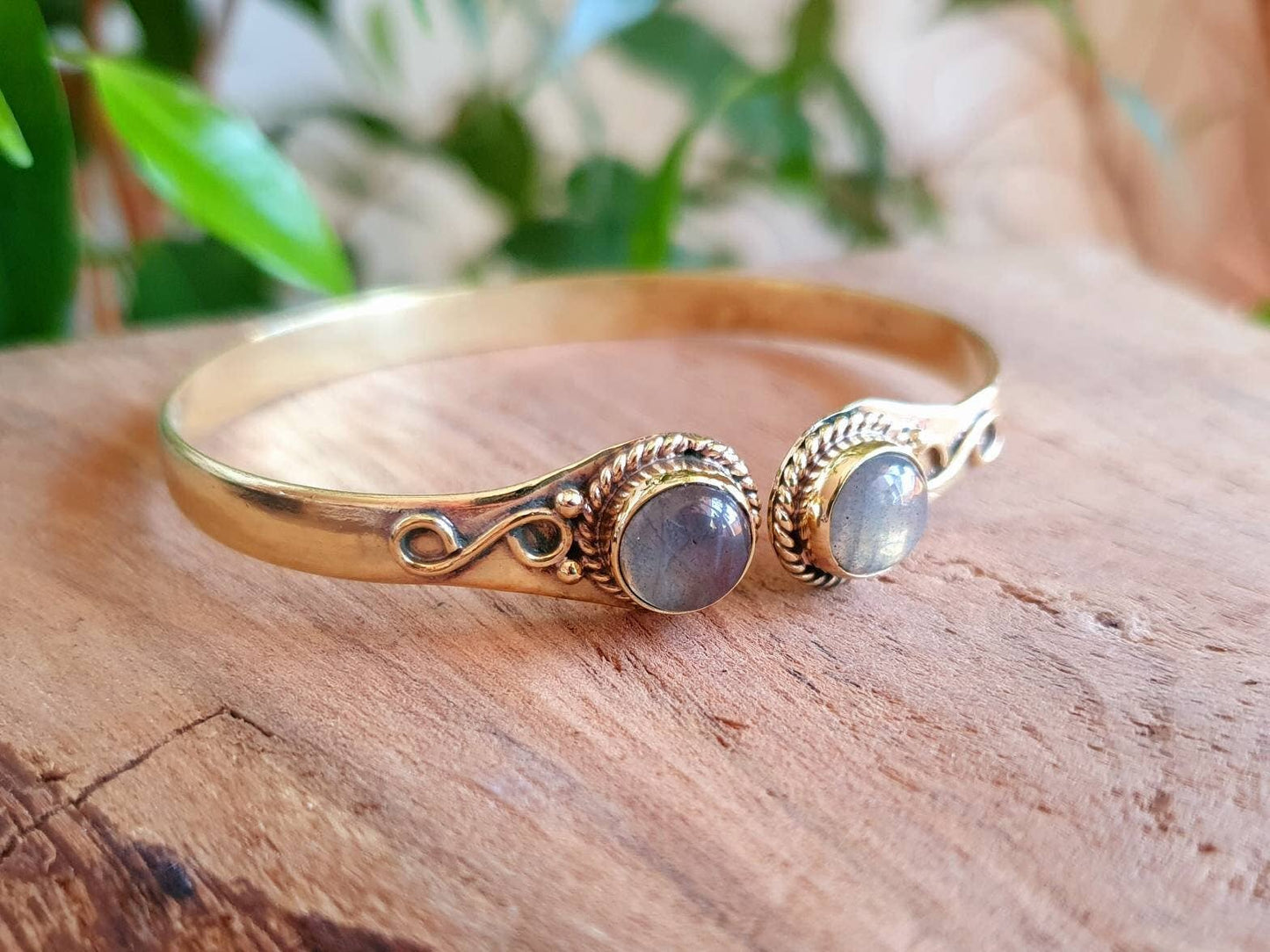 Labradorite Bracelet Boho Bangle / Brass / Ethnic / Rustic / Bohemian / Hippie / Gypsy / Psy / Chic / Jewellery / Body / Adjustable