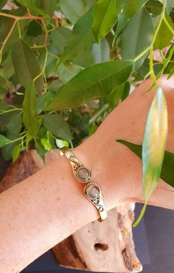 Labradorite Bracelet Boho Bangle / Brass / Ethnic / Rustic / Bohemian / Hippie / Gypsy / Psy / Chic / Jewellery / Body / Adjustable